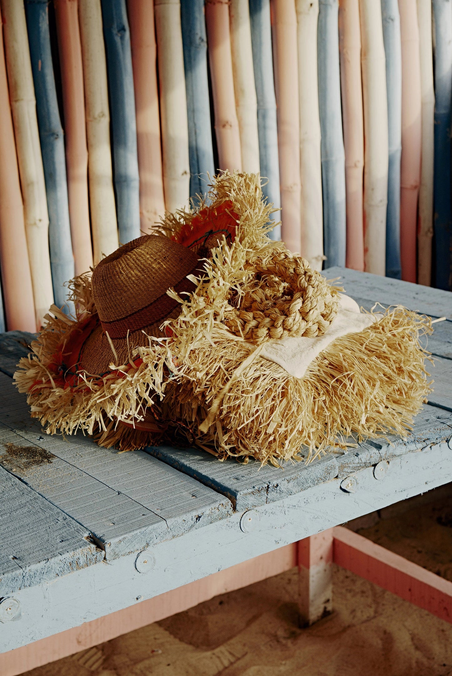 Chapeaux et sacs de raffia