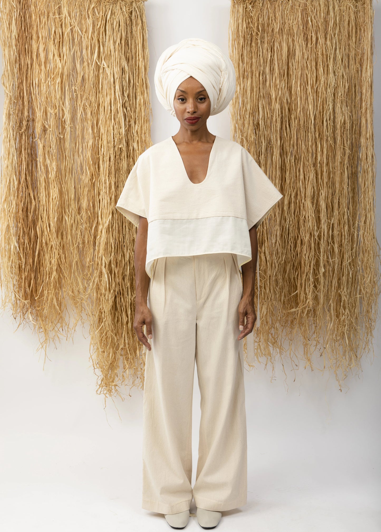 Top Cocoro White LaurenceAirline