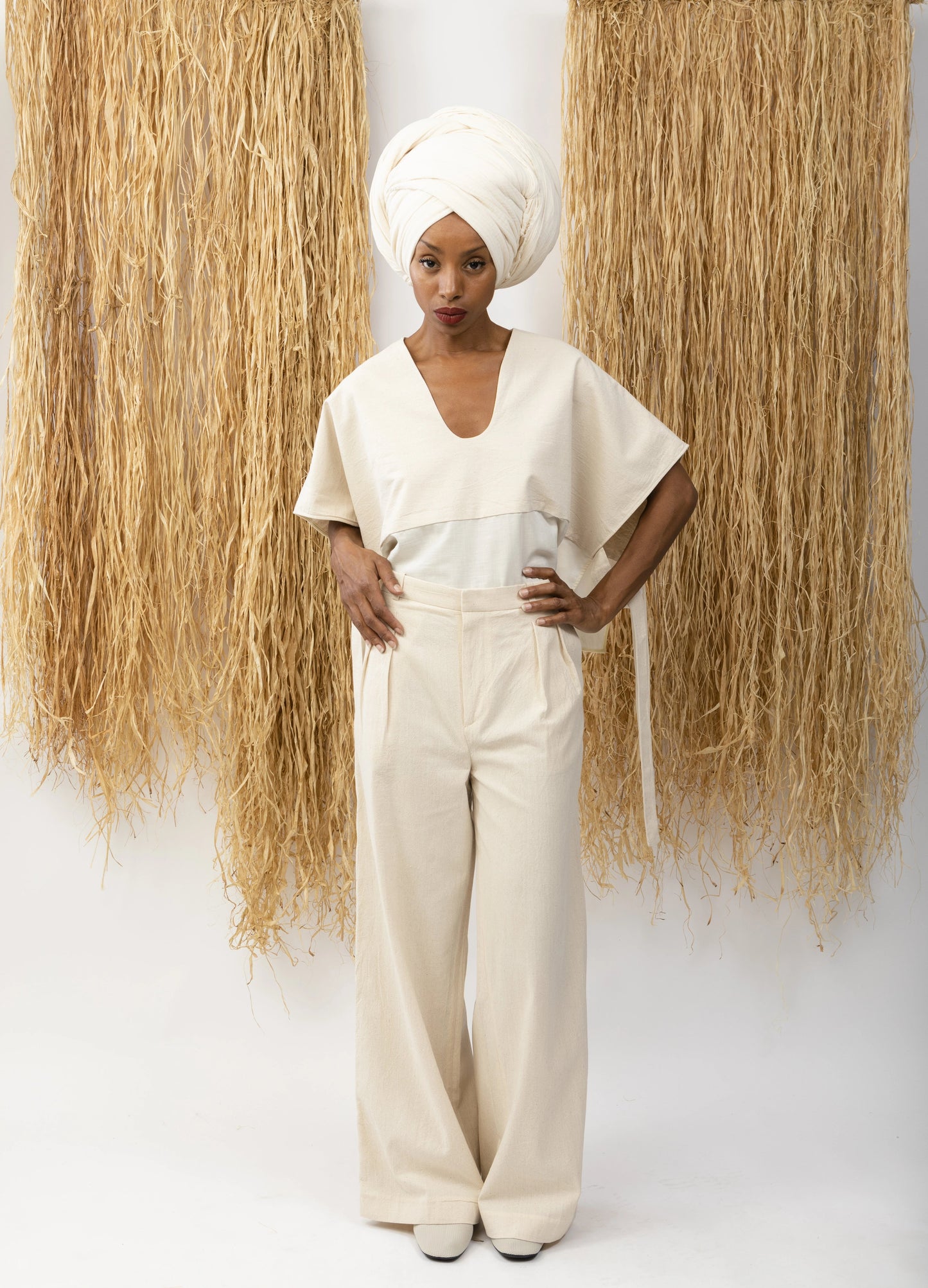 Top Cocoro White LaurenceAirline