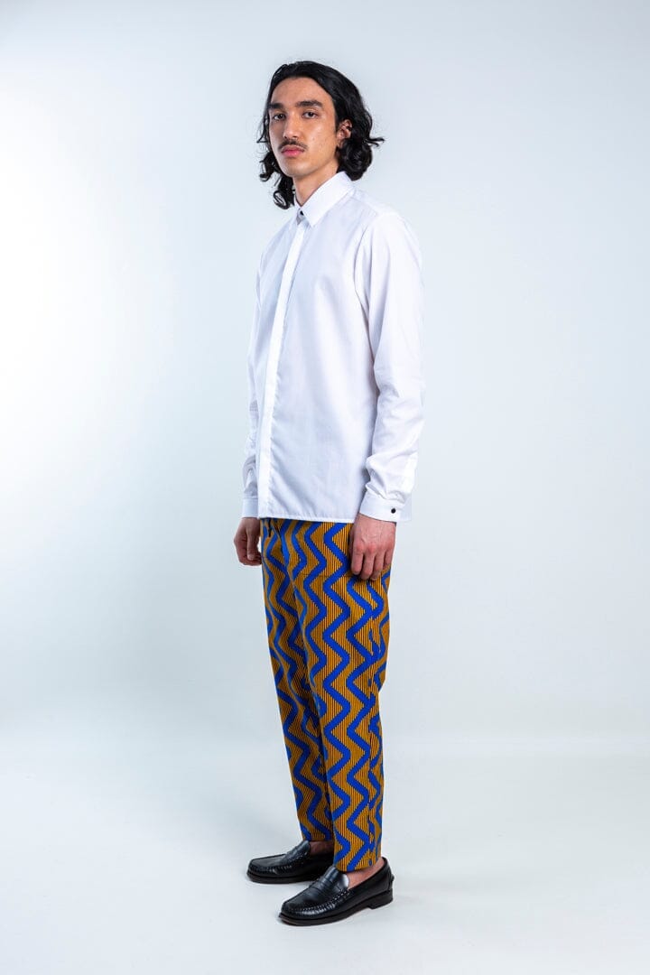 Baundaukau - White Shirt LaurenceAirline
