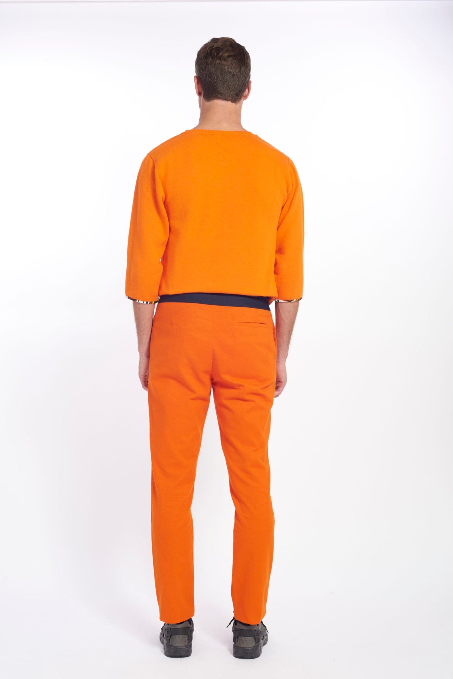 Tiobly - Orange Pants LaurenceAirline