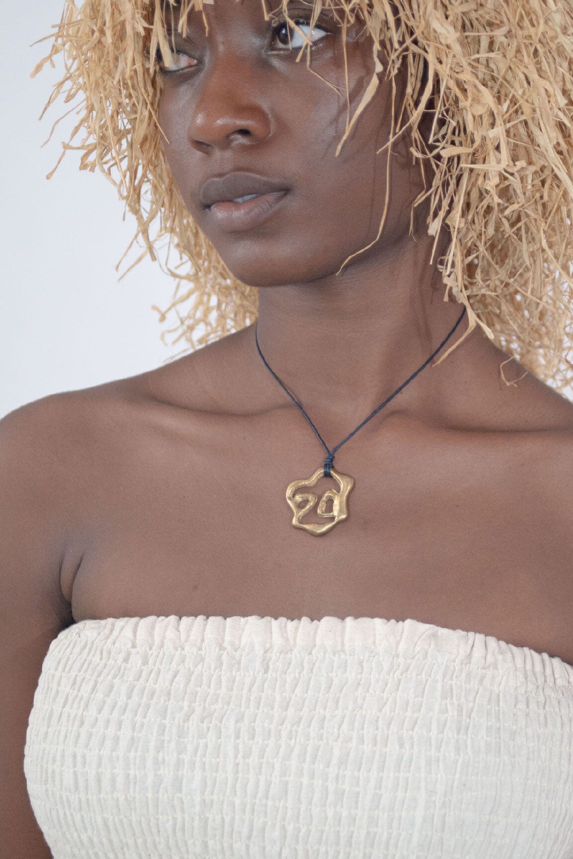 NECKLACE CIRCLE LIFE 1 LaurenceAirline 
