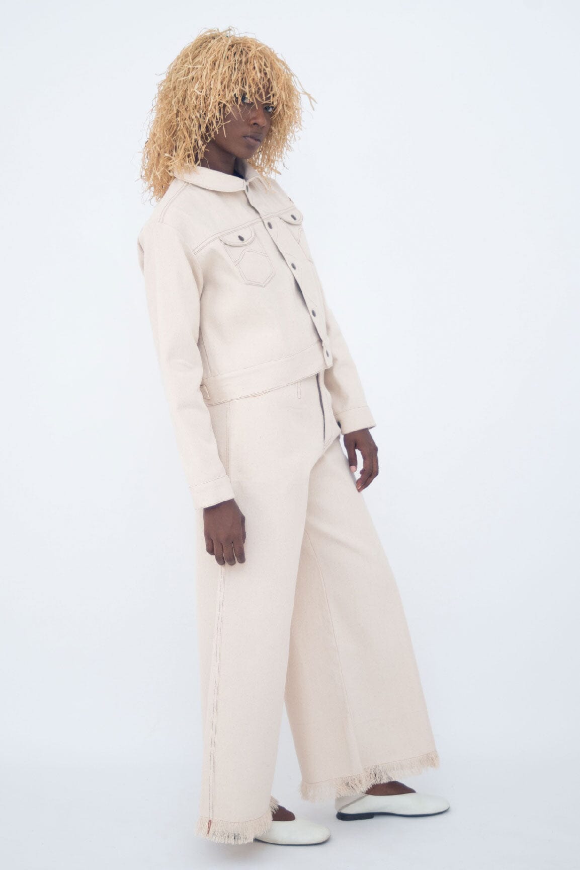 PERFECTO IVORY LaurenceAirline 