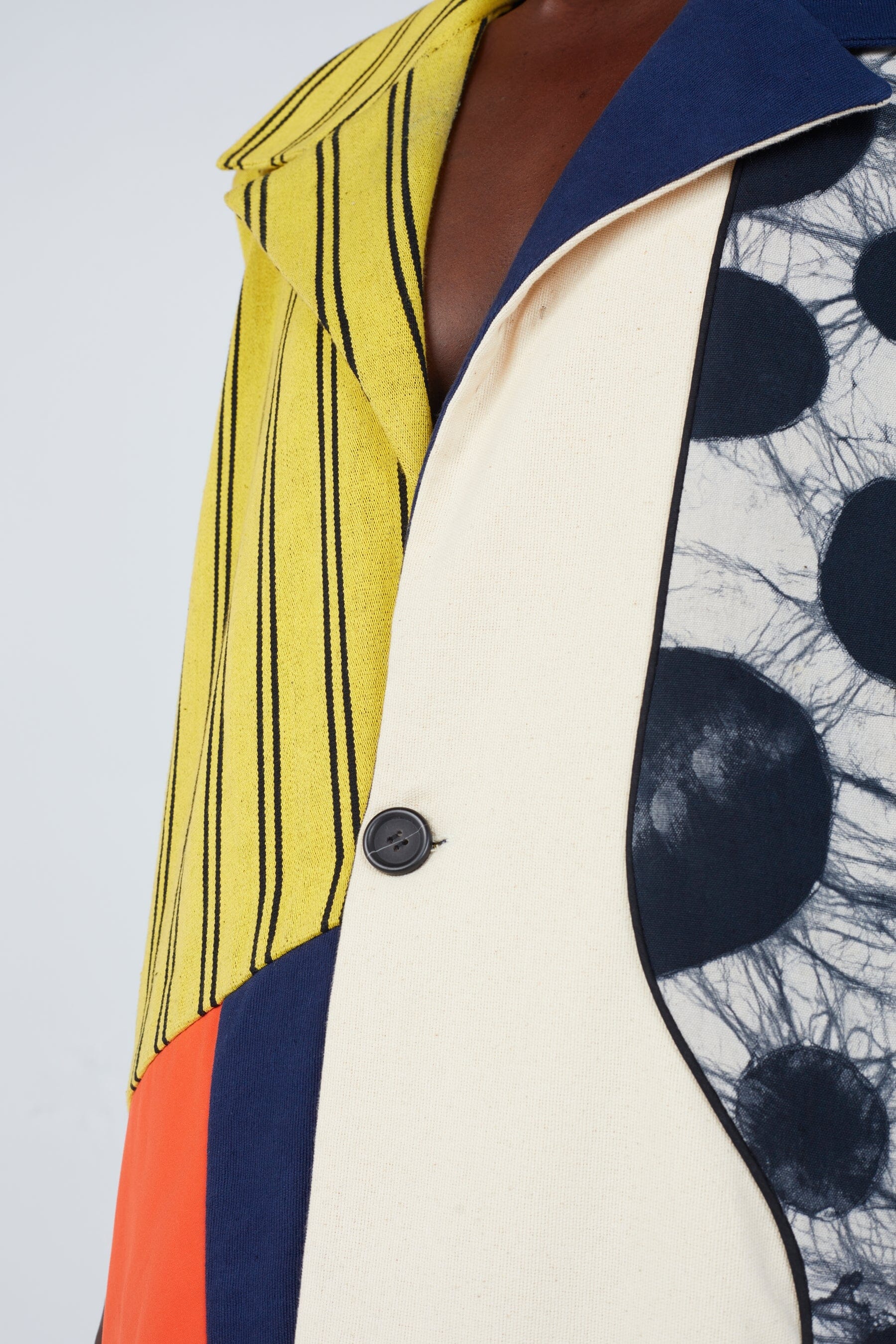 Multicolour Sleevless Coat Sleevless coat New LaurenceAirline 